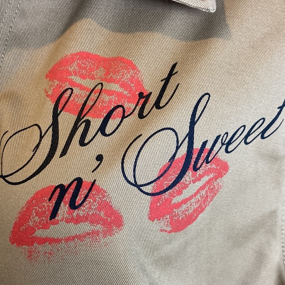 Sabrina Carpenter VIP Short N Sweet Tour Jacket Sz M Concert Tee T-shirt Swiftie - Picture 8 of 16